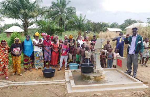 À la source de l&rsquo;humanité : La genèse du forage d&rsquo;eau